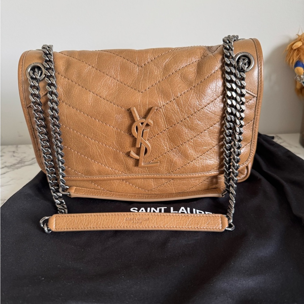 Saint Laurent Nikki Medium